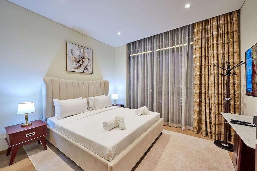 Skylight Two Bedroom Rp Heights Downton