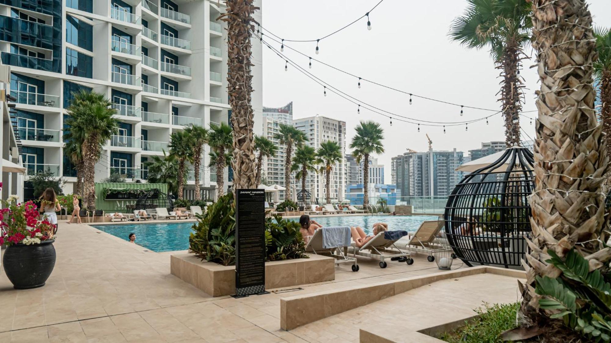 Livin' Holidays - Luxury With Bay View Dubai
