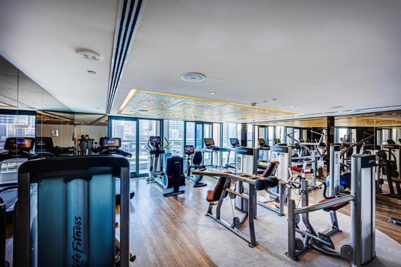 Apartment Paramount Towers - Elegant