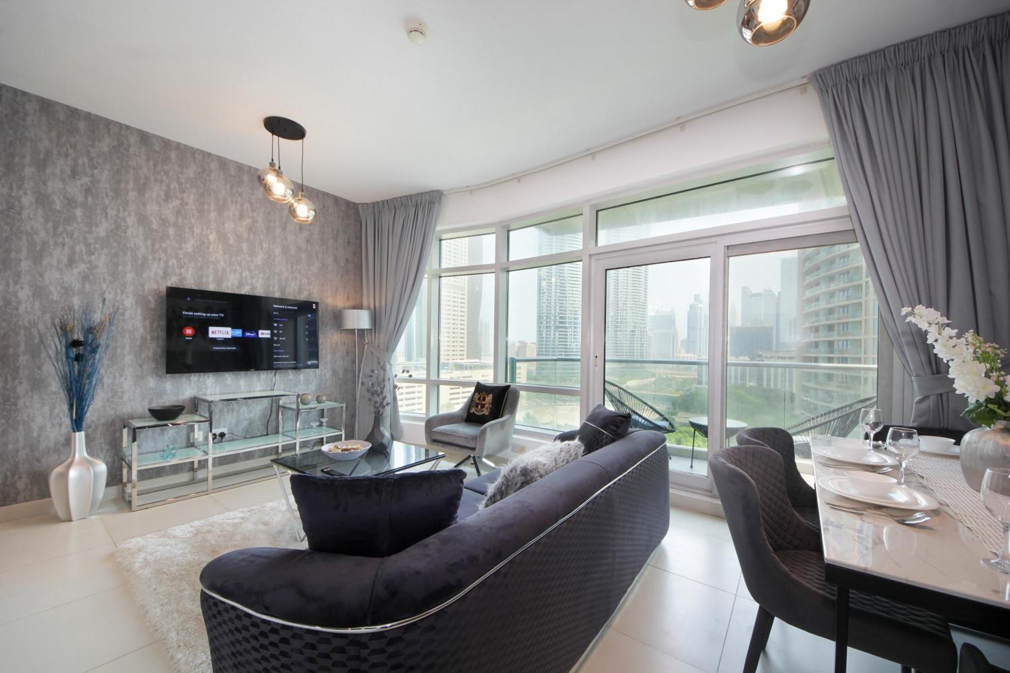 Spectacular 1bhk Near Mall In The Lofts East - Truebleu Homes Apartment