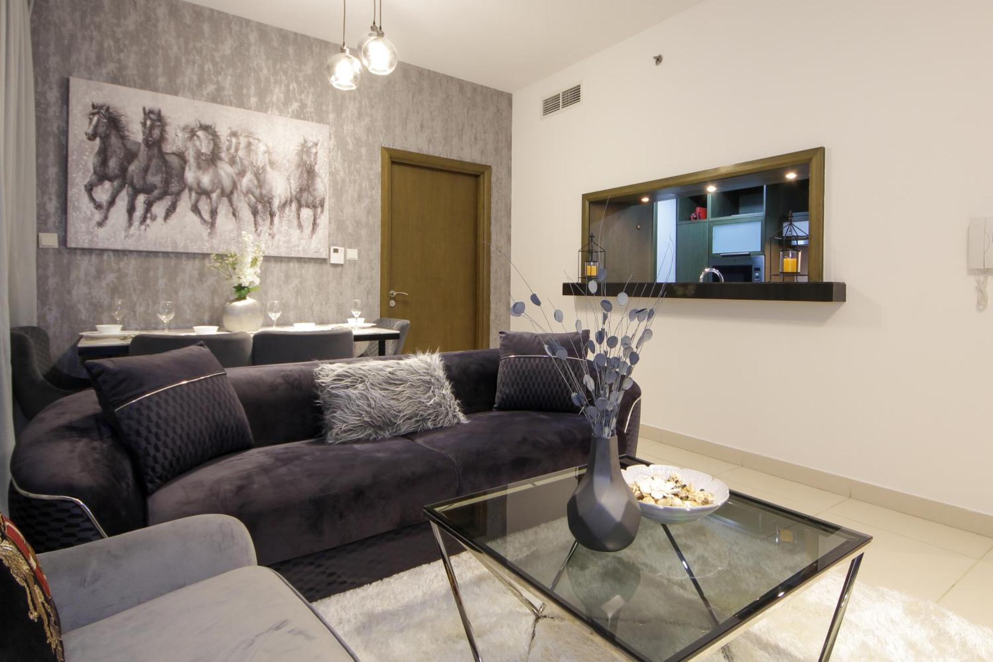 Apartment Spectacular 1bhk Near Mall In The Lofts East - Truebleu Homes Dubai