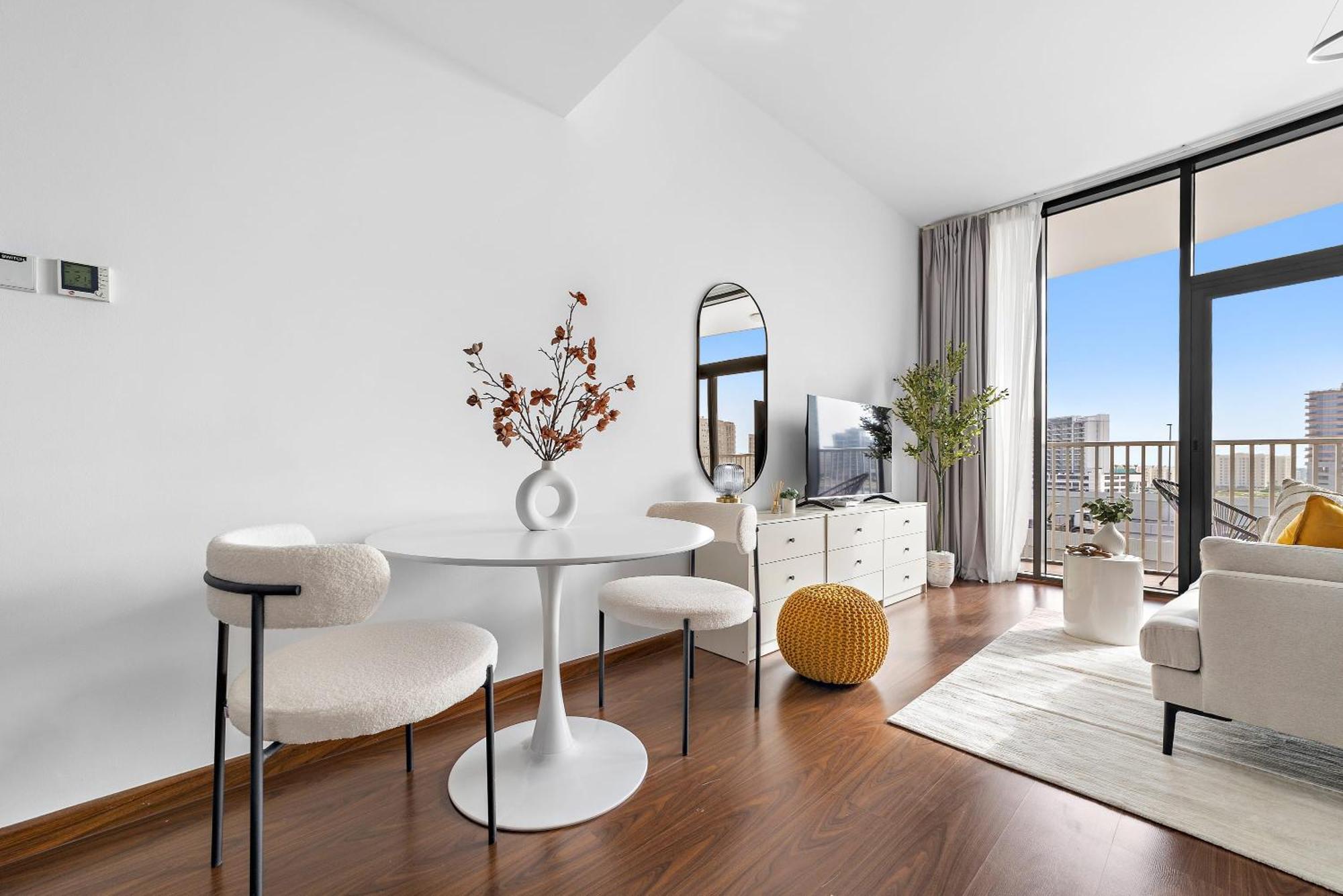 Silkhaus Chic Luxury Opposite Silicon Oasis Shopping Mall