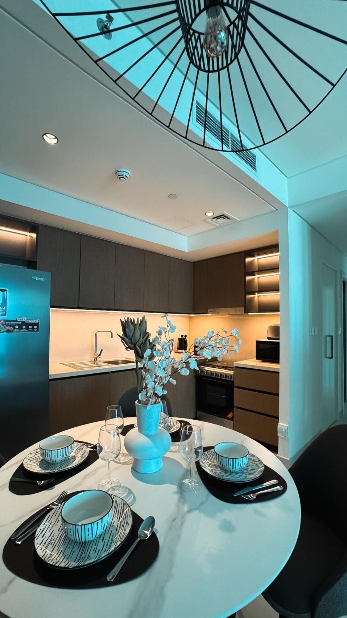 Burj Crown Luxurious 2bedroom Balcony Apartment Dubai