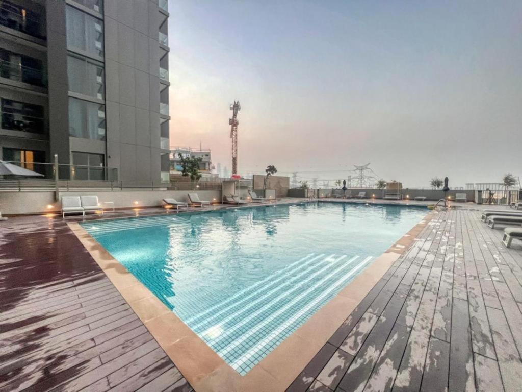 White Sage - Elegant With Unobstructed Views * Dubai