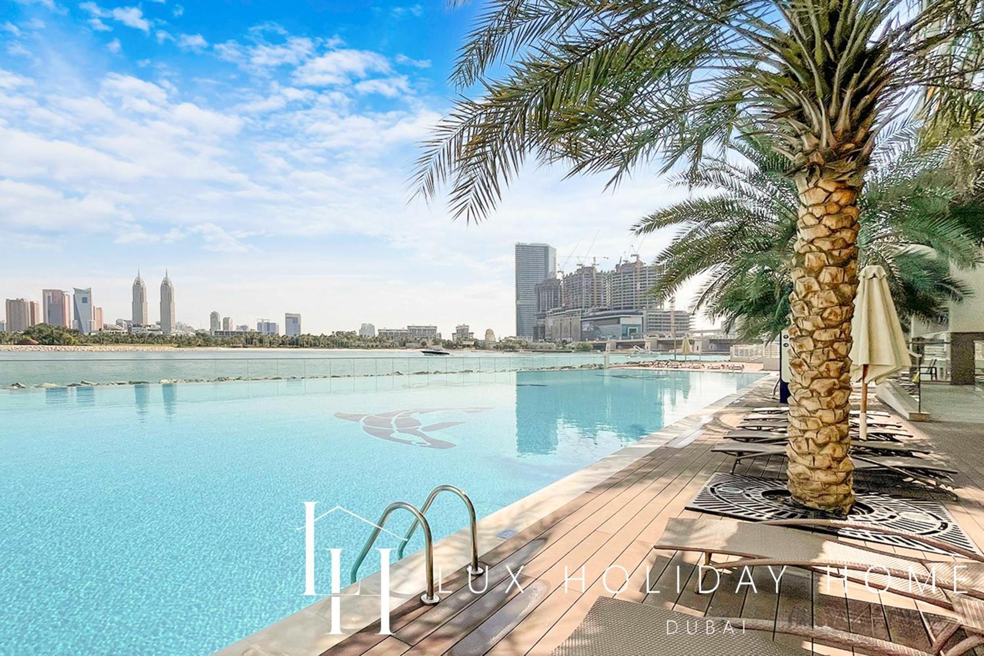 Lux - Opulent Island Burj Khalifa View 1 Dubai