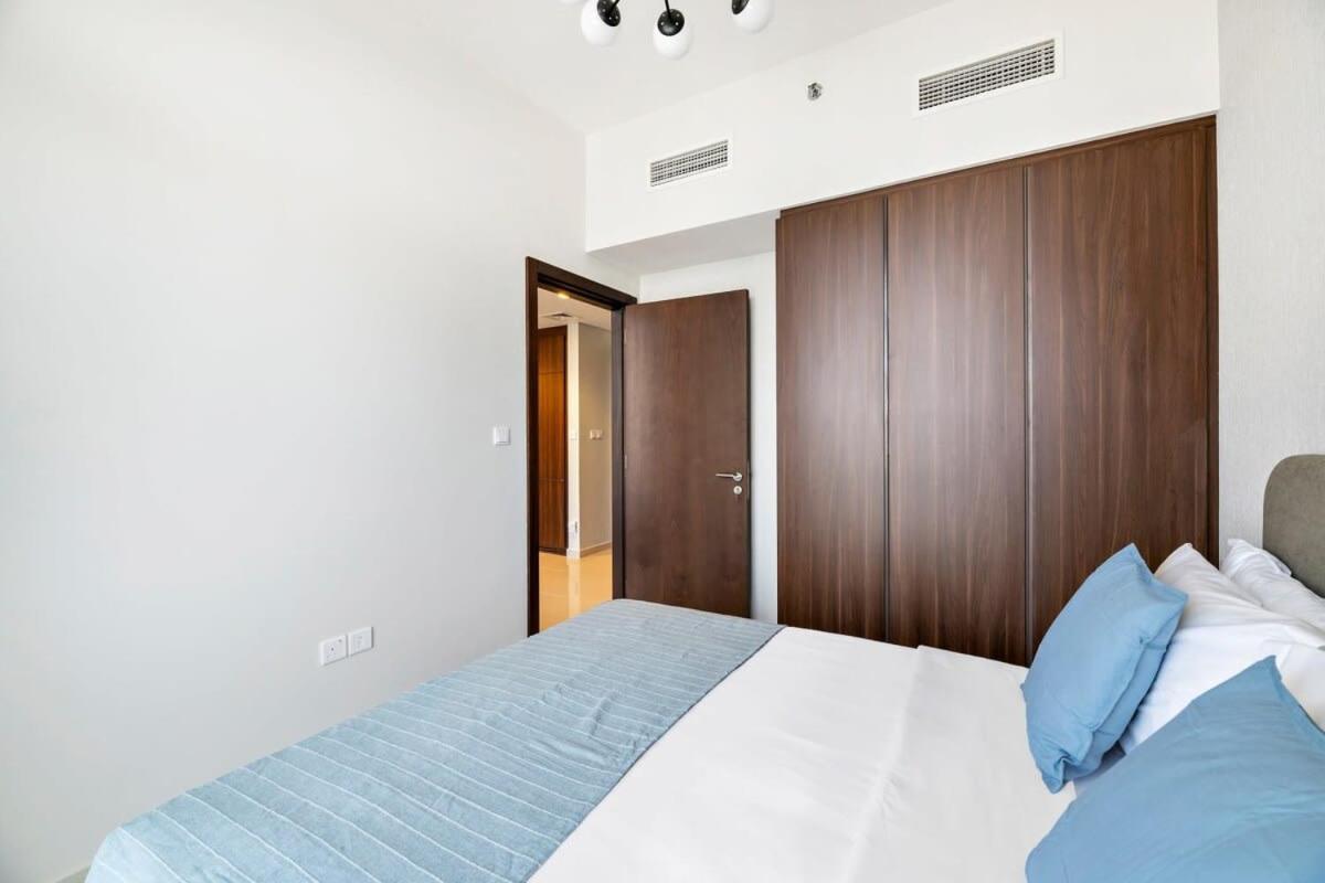 Silkhaus Burj Khalifa View Cozy Studio With Bedroom Dubai