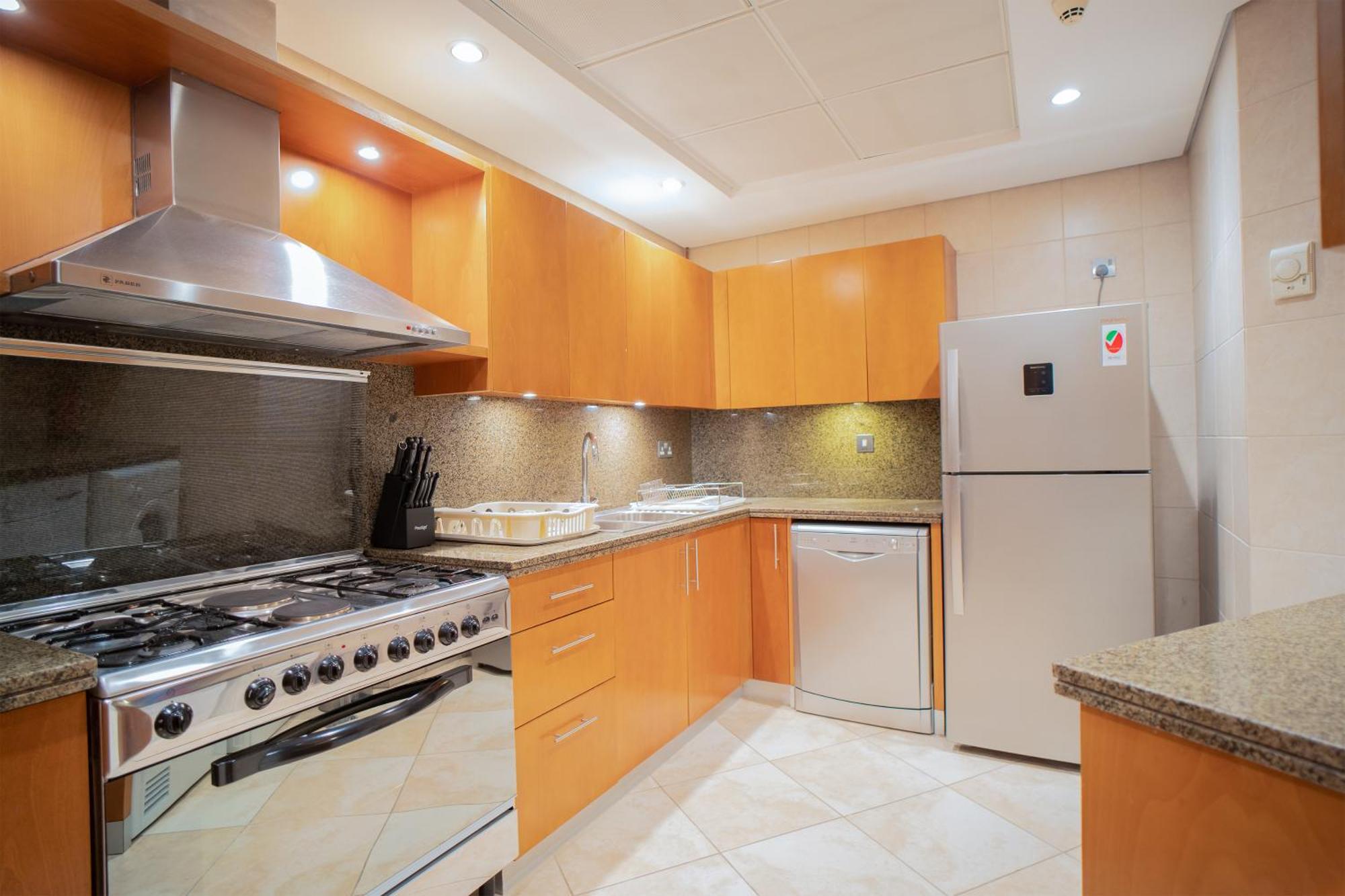 Gardenia Al Fattan Marine Suites: Beachfront Luxury With Sea Views Apartment Dubai