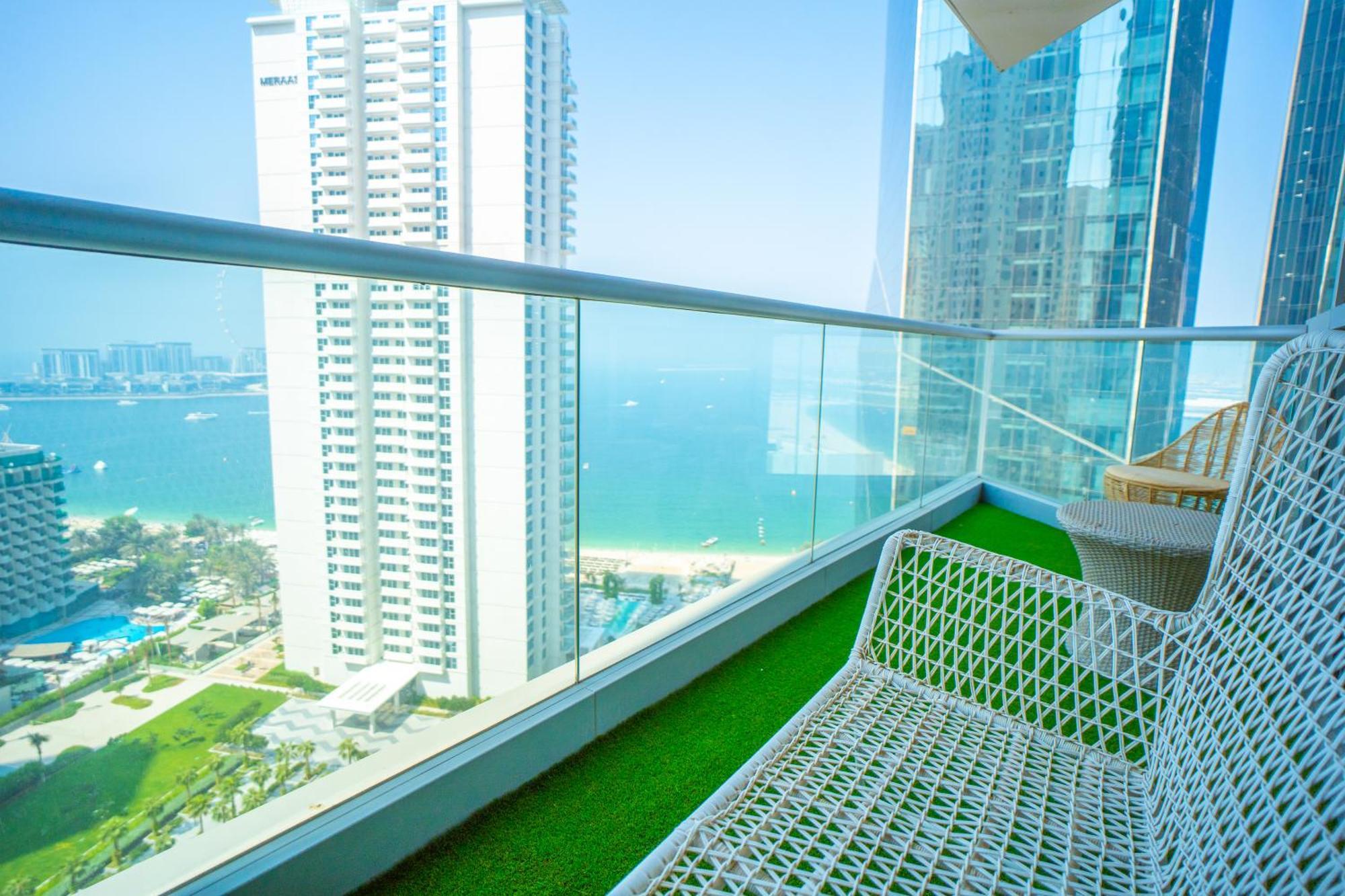 Apartment Gardenia Al Fattan Marine Suites: Beachfront Luxury With Sea Views *