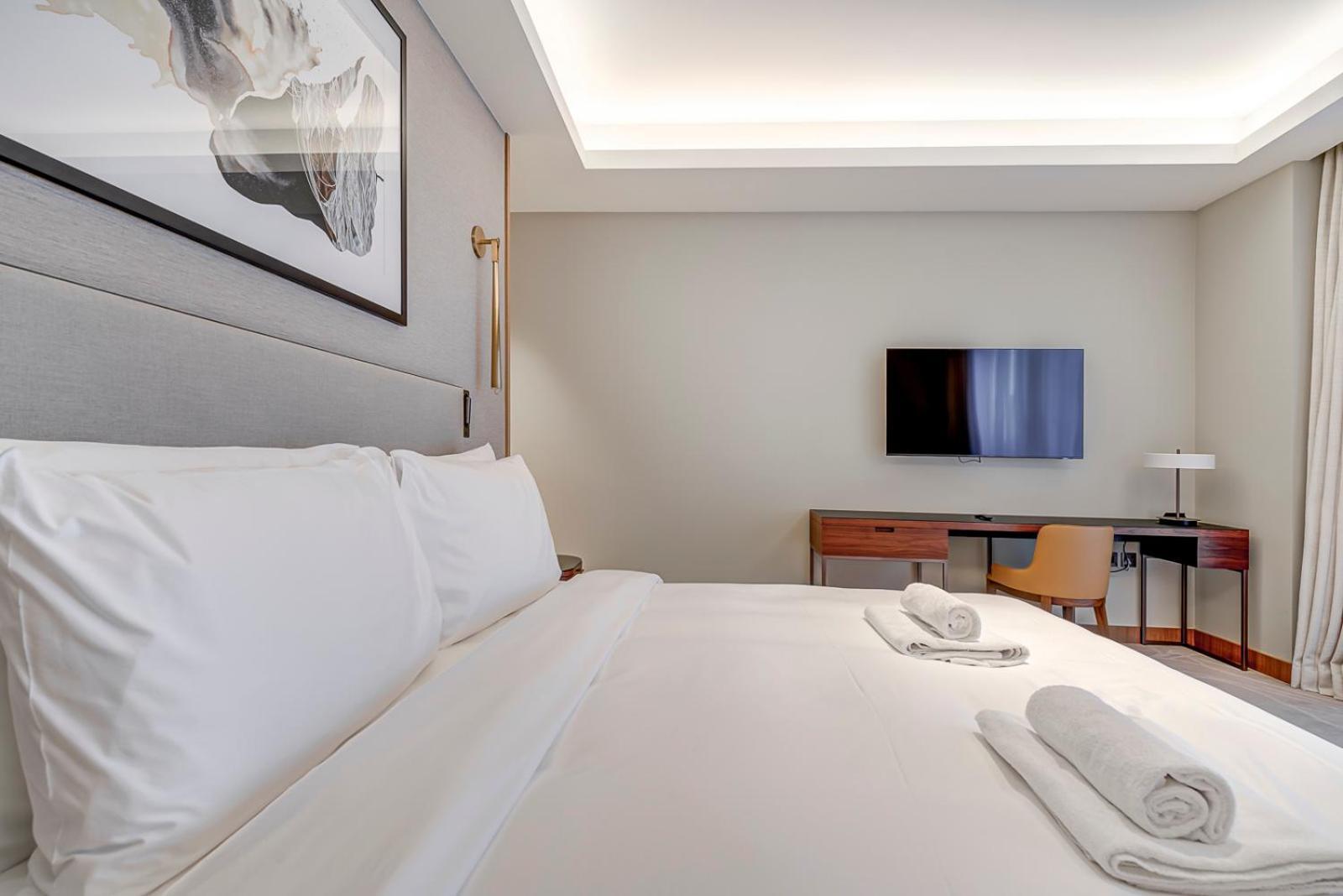 #37 Luxury - 2br In The Address Opera - Downtown