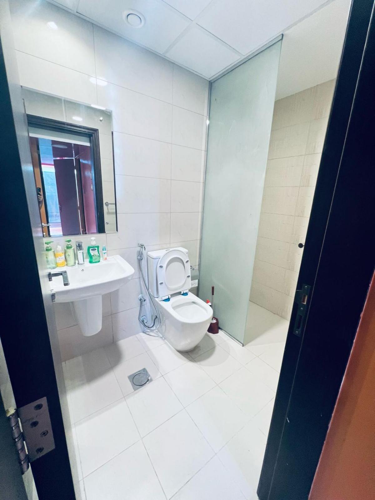 Homestay Moon Backpackers Burjman Exit 2, Family Partitions, Loft Partitions, *