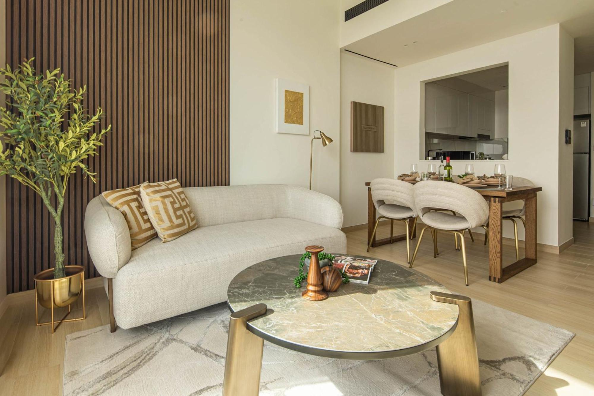Frank Porter - Binghatti Nova Apartment Dubai
