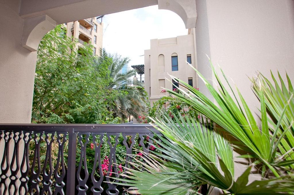 Walk To Mall Yansoon 7 Apartment Dubai