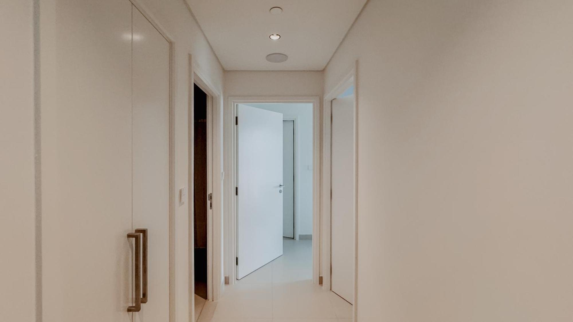 Burj Crown Luxurious 2bedroom Balcony Apartment