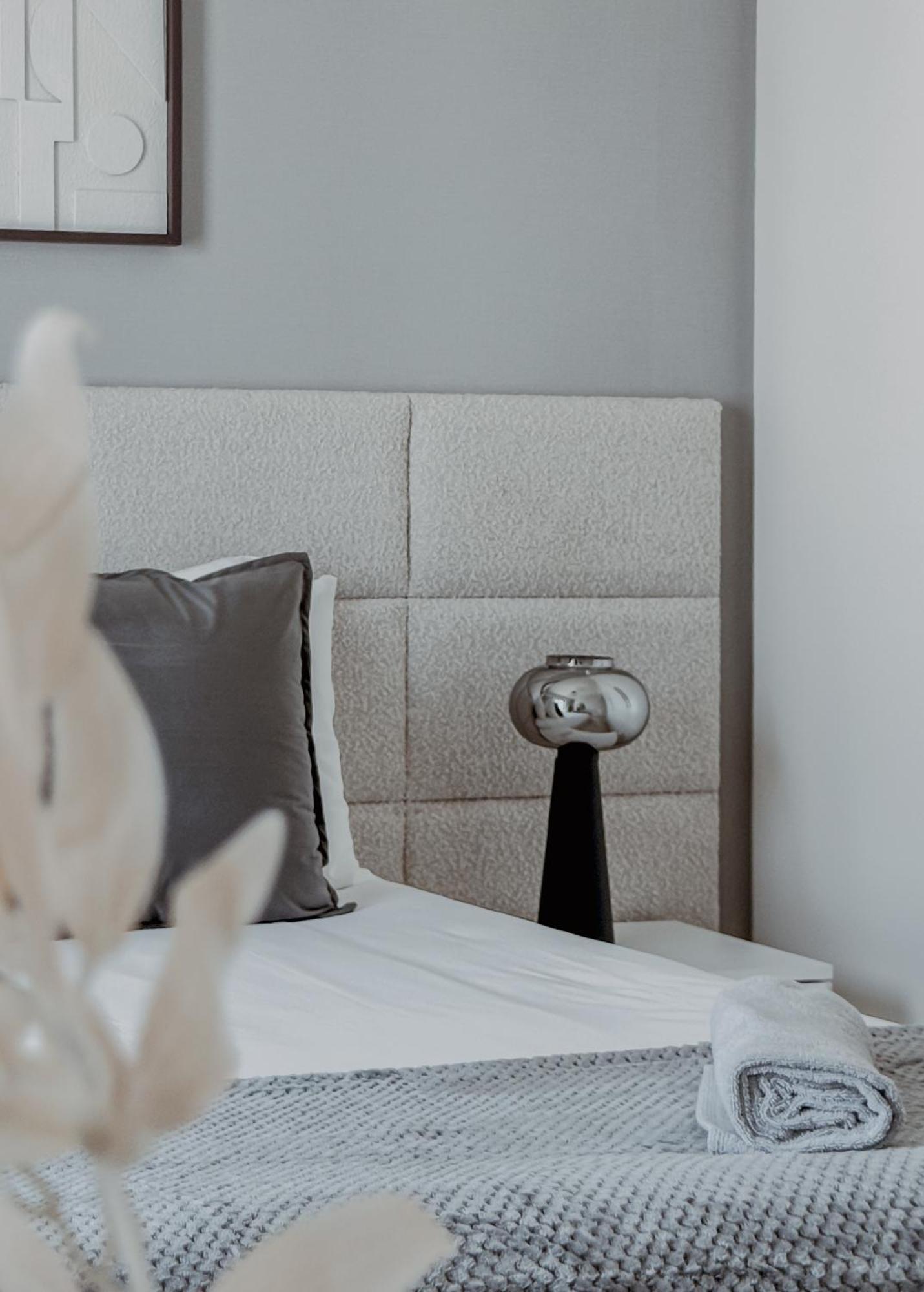 Burj Crown Luxurious 2bedroom Balcony Apartment *
