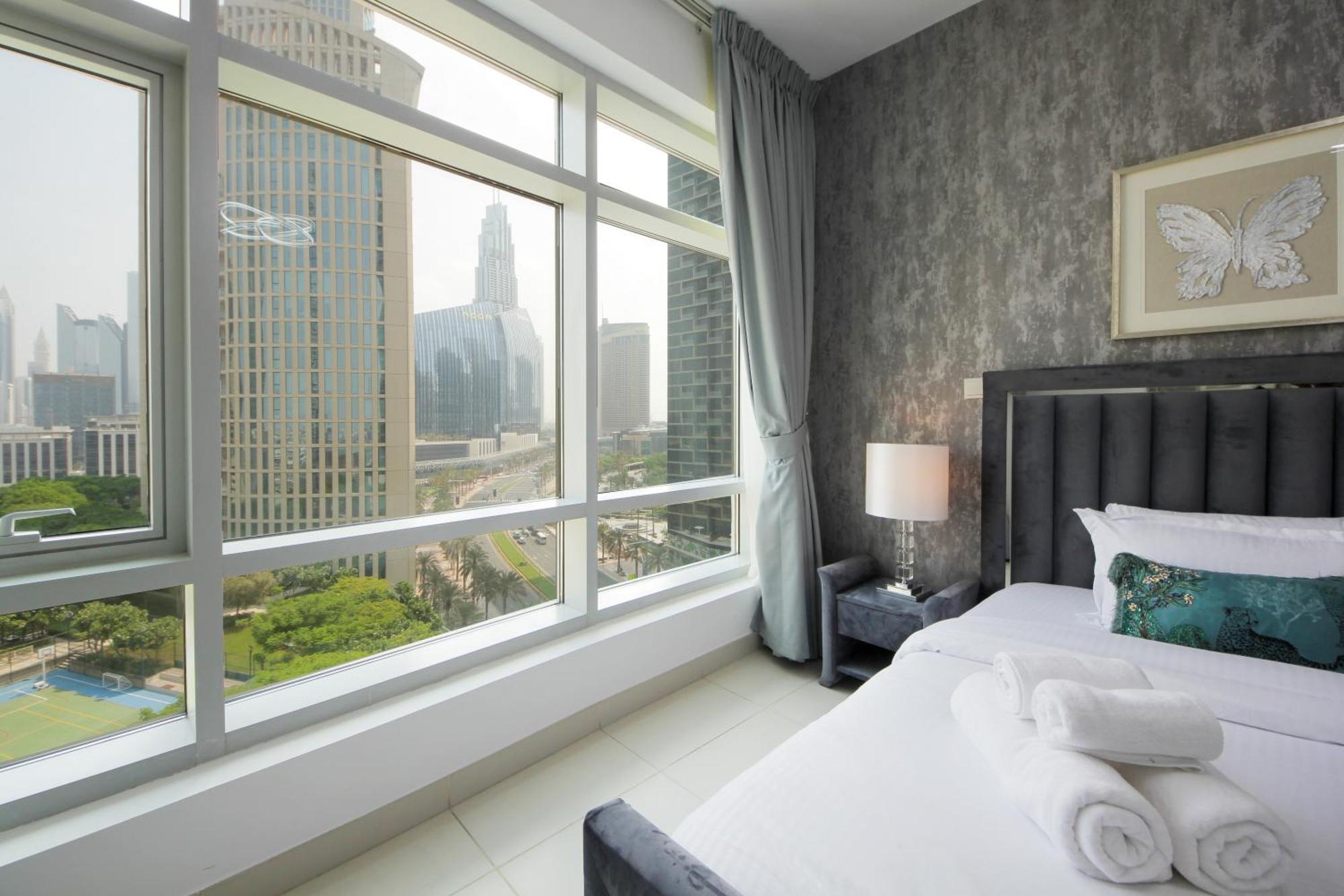 Spectacular 1bhk Near Mall In The Lofts East - Truebleu Homes Apartment *