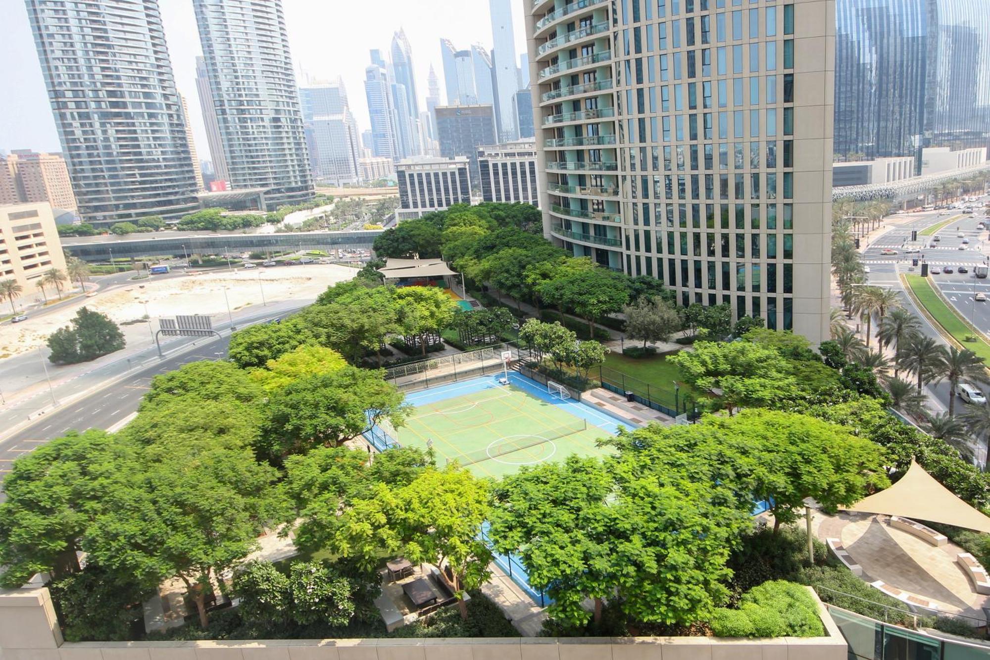 Spectacular 1bhk Near Mall In The Lofts East - Truebleu Homes Apartment *