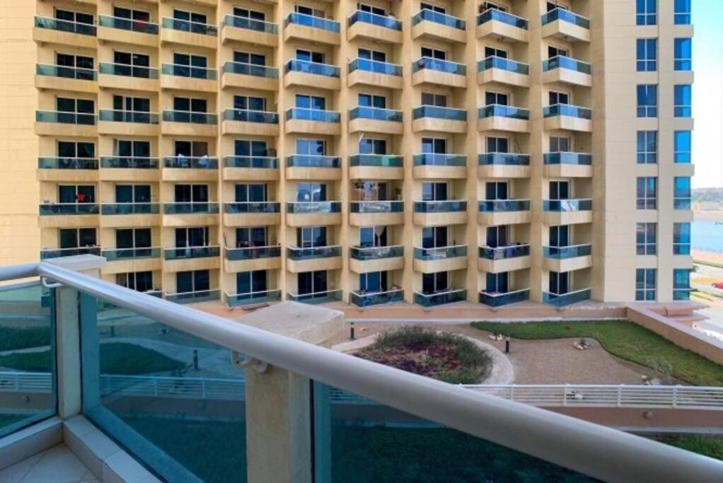 Apartment Cozy Furnished Dubai