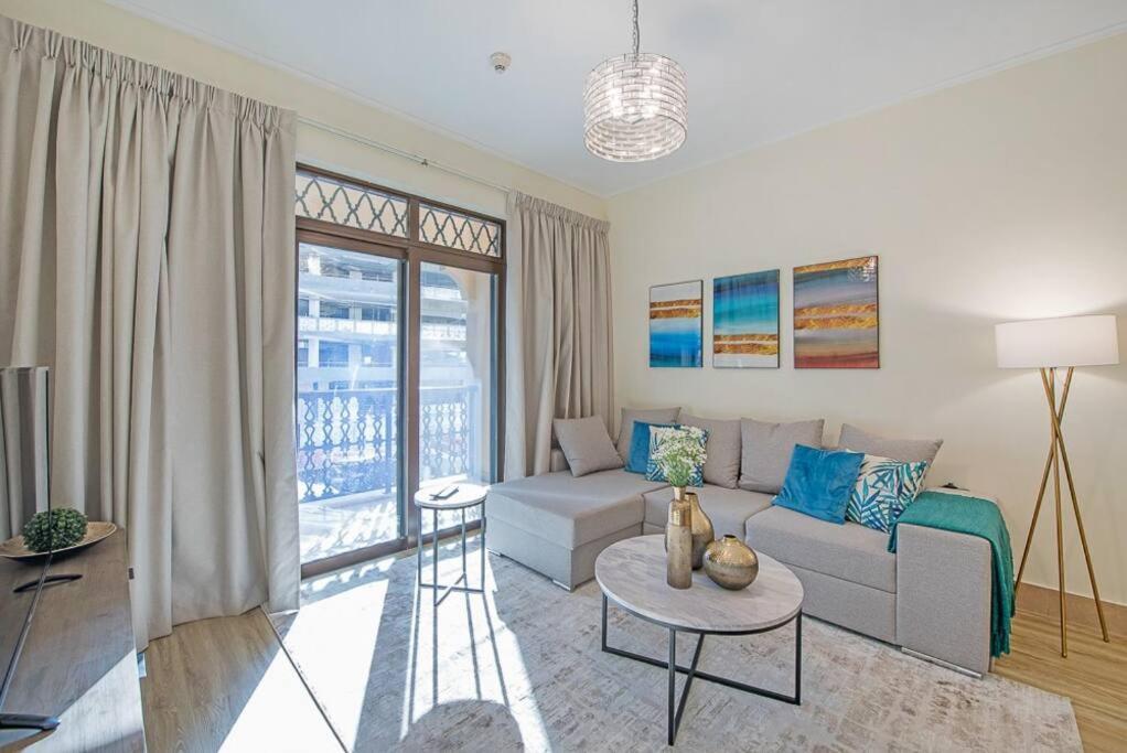 Apartment First Class 2br Oldtown Complex In Downtown