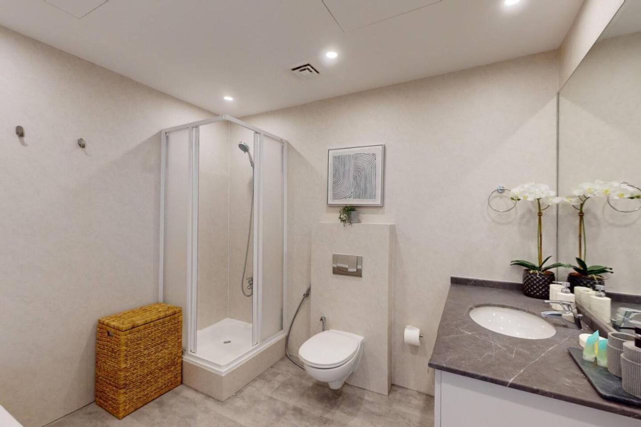 Mag 218 Tower - Elegant One Bedroom Dubai
