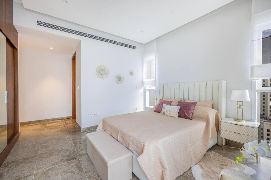 Private Beach - 4br - 8 Sleep - Pool - 180 Grades Sea & Ain View - Huge Balcony - Parking - Prime Location Apartment Dubai