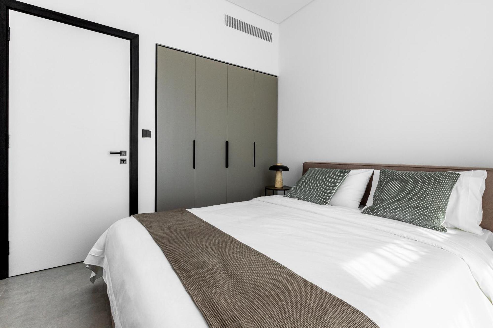 Luxe Waterfront In 15 Northside Business Bay Dubai