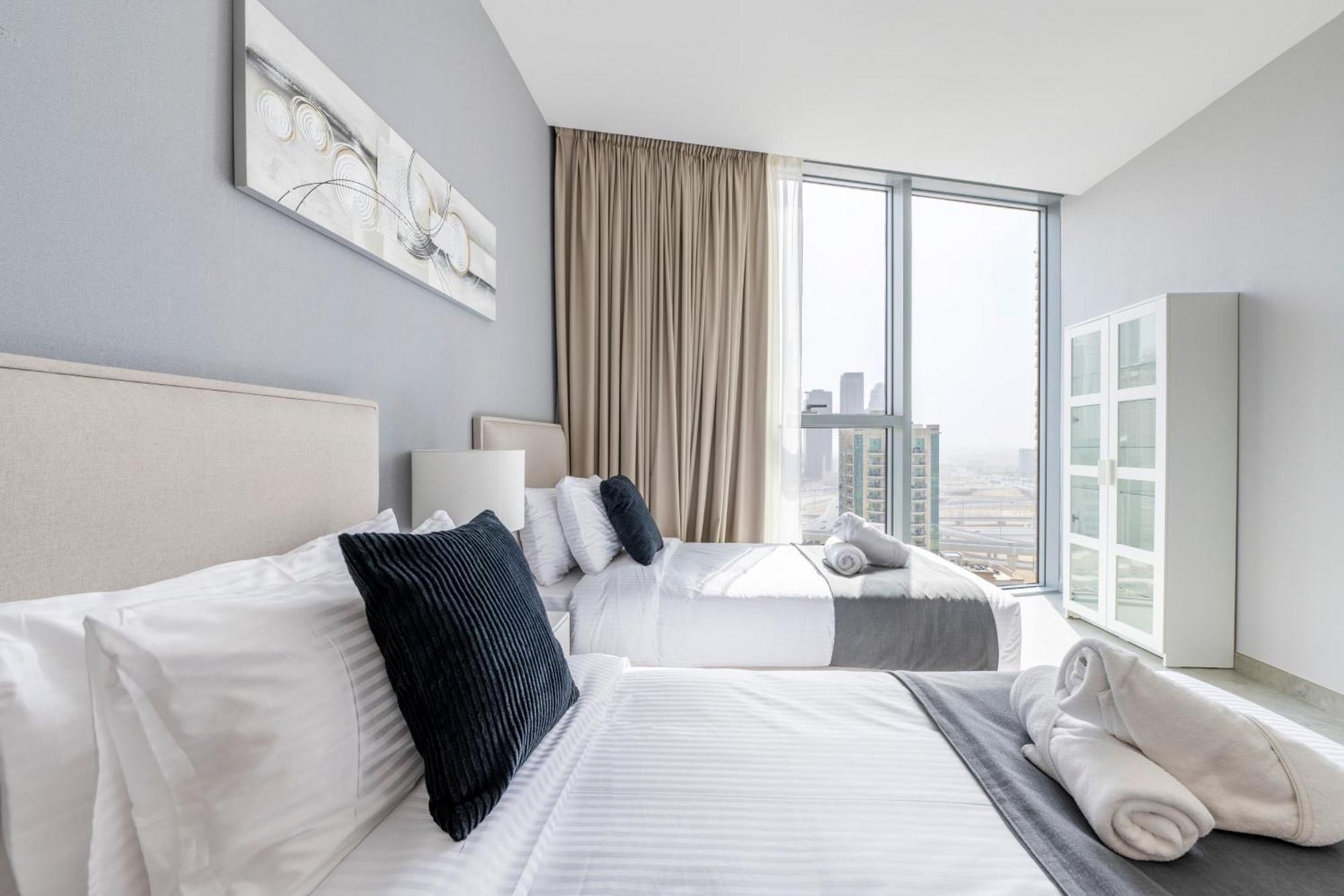 Ultra Luxury Marina - Stella Maris Tower