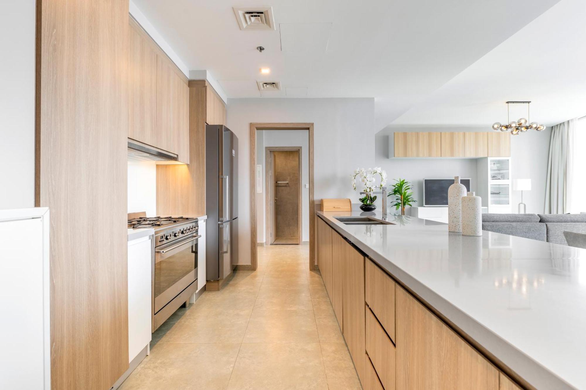 Ultra Luxury Marina - Stella Maris Tower Dubai