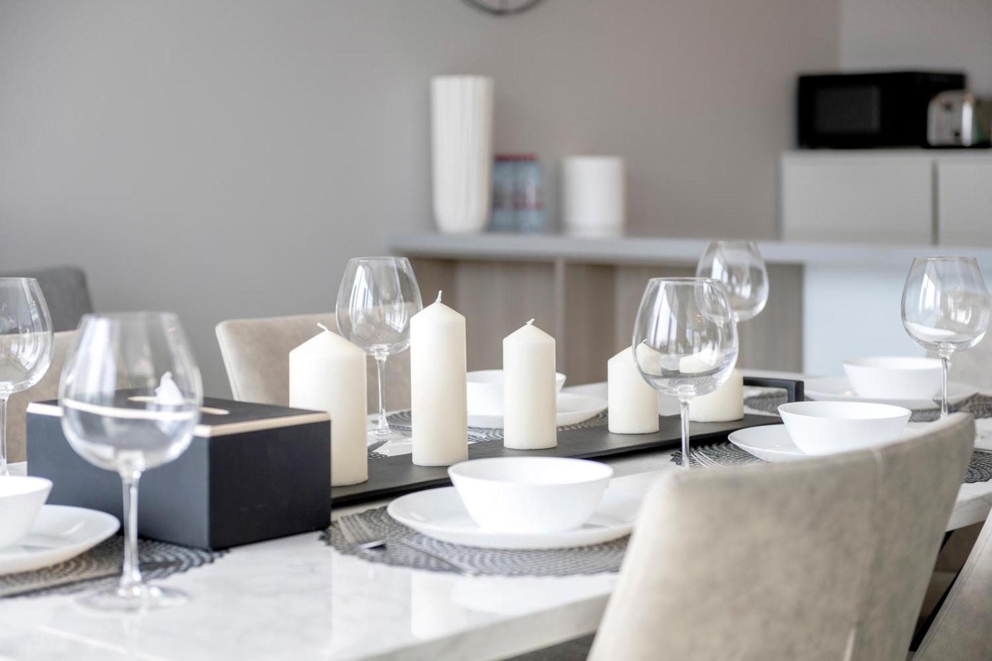 Ultra Luxury Marina - Stella Maris Tower