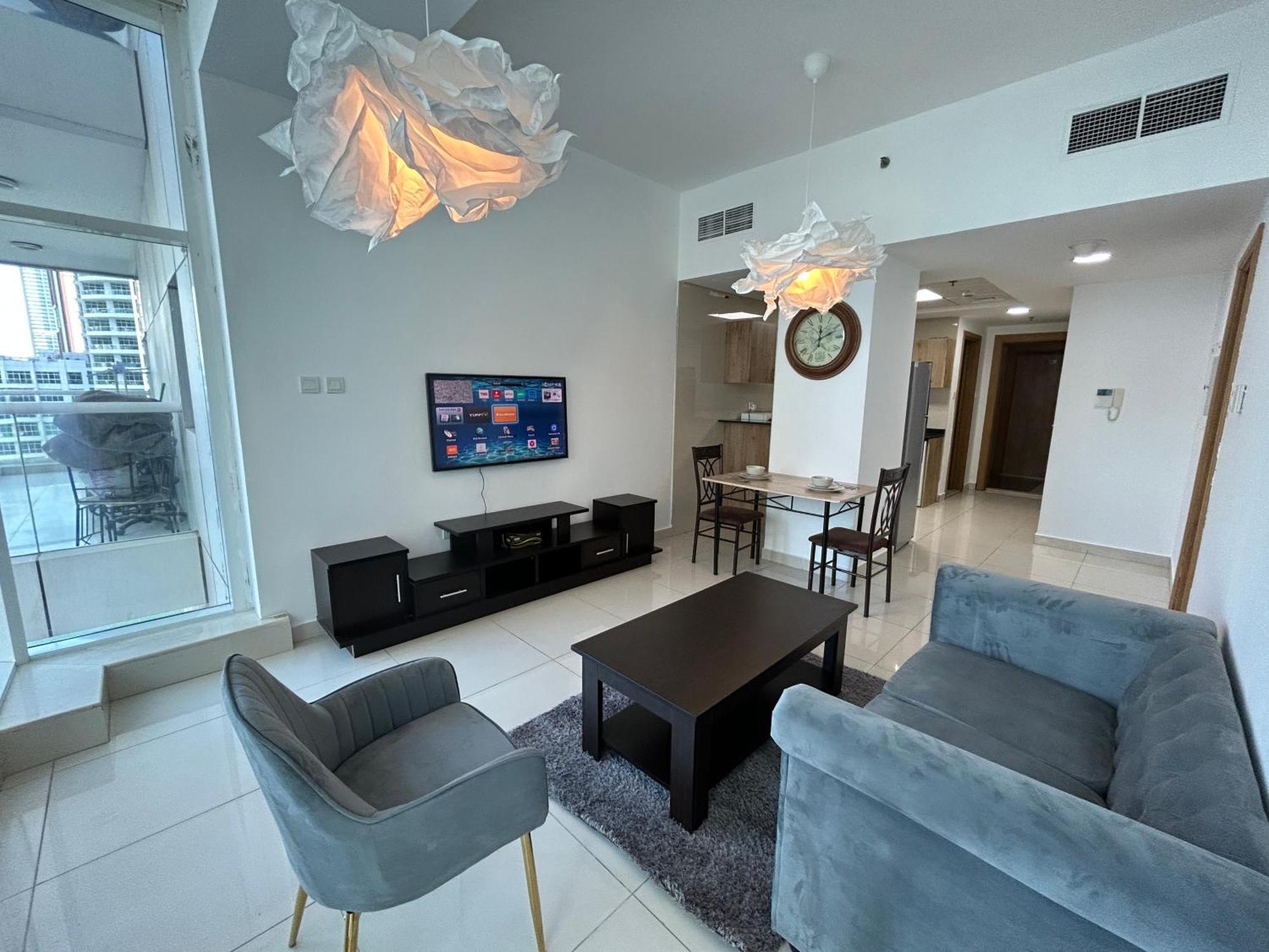 Apartment Golden Vacation Homes Continental Tower Marina Dubai