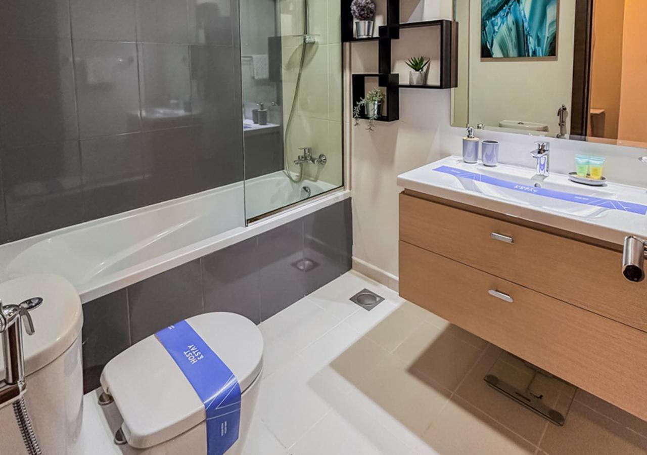 Host And - Luxury In Orchid, Damac Hills With Premium Amenities *