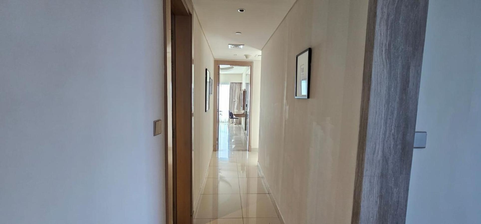 Paramount Towers - Elegant Apartment