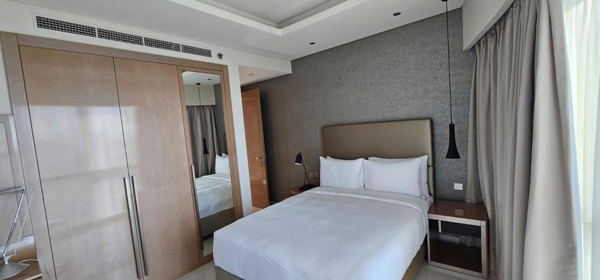 Apartment Paramount Towers - Elegant *