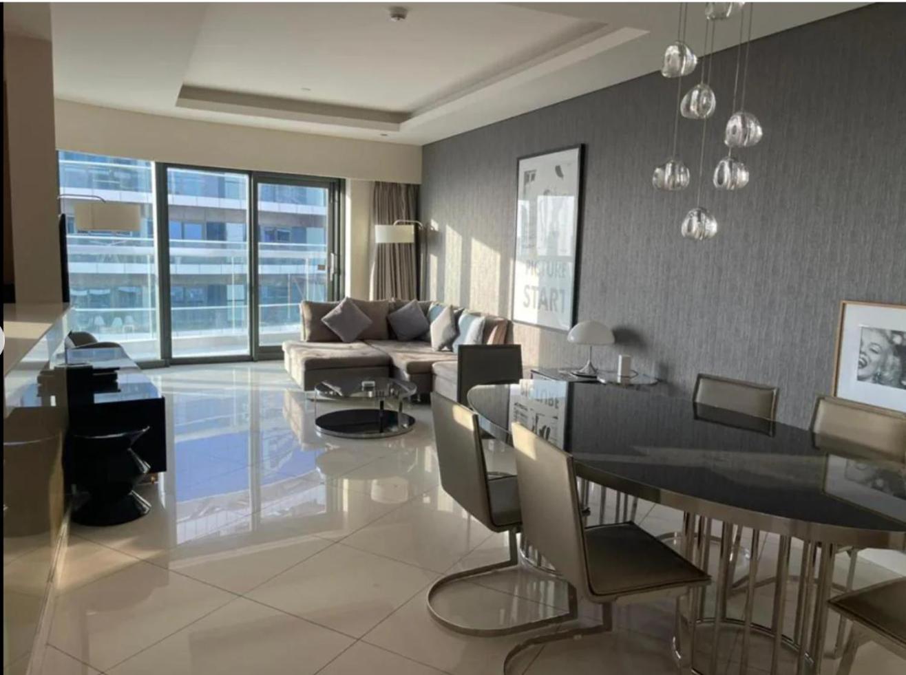 Apartment Paramount Towers - Elegant *