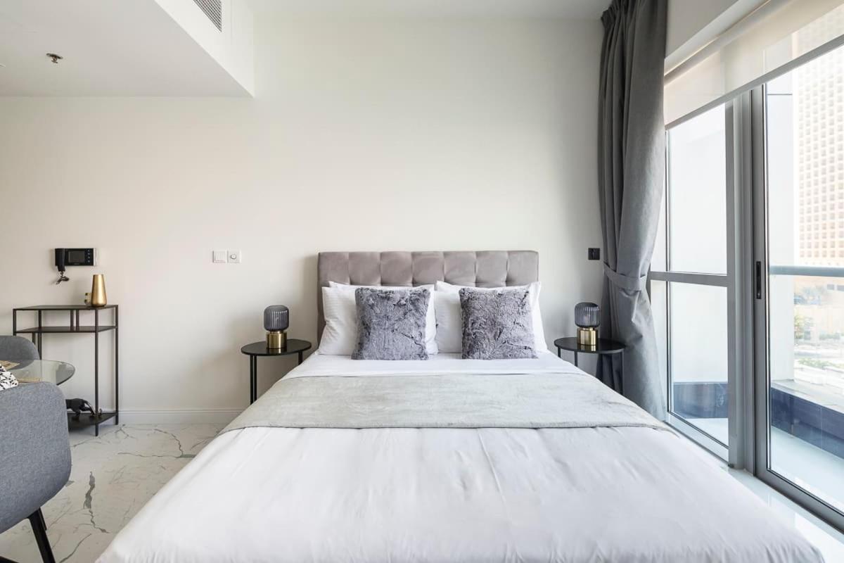 Frank Porter - The Point Apartment Dubai