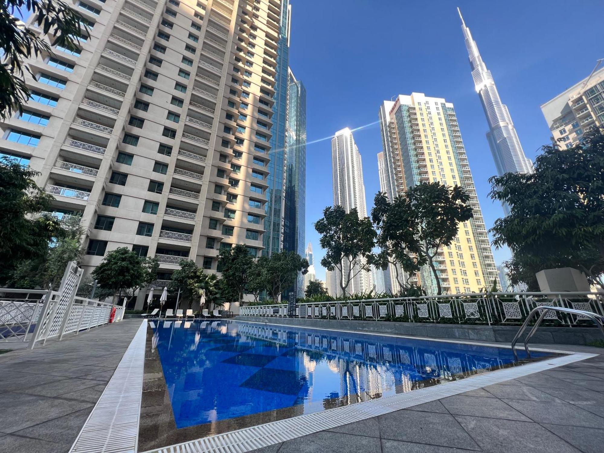 Apartment Prestige Living 2br With Full Burj Khalifa And Fountain View By *
