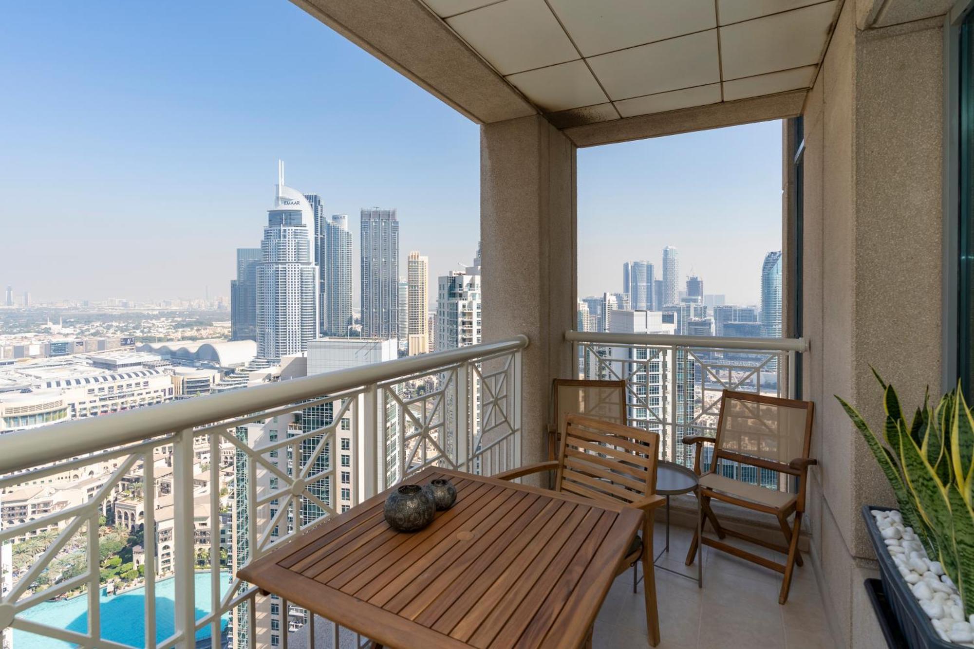 Prestige Living 2br With Full Burj Khalifa And Fountain View By Apartment