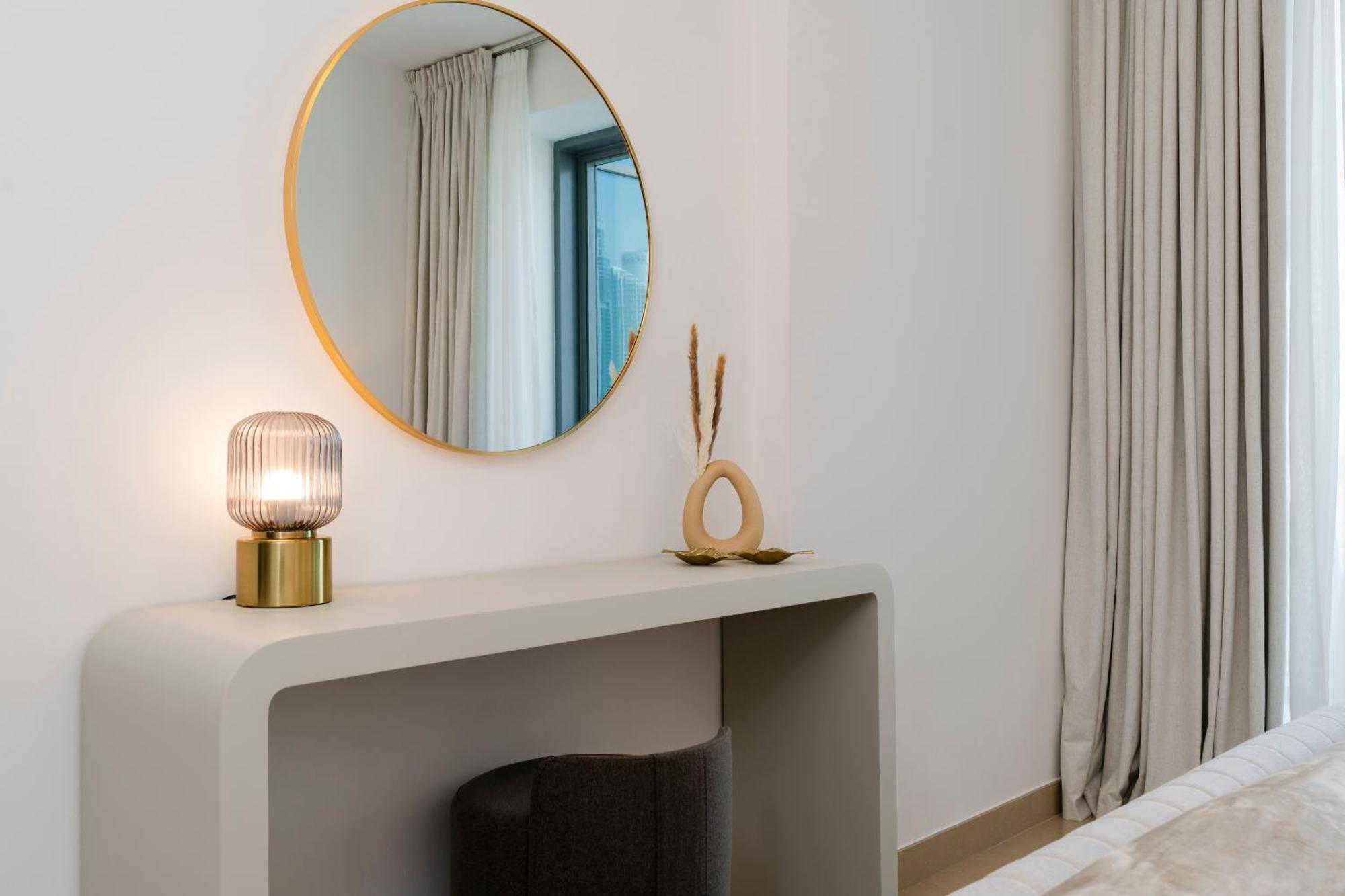 Apartment Prestige Living 2br With Full Burj Khalifa And Fountain View By *