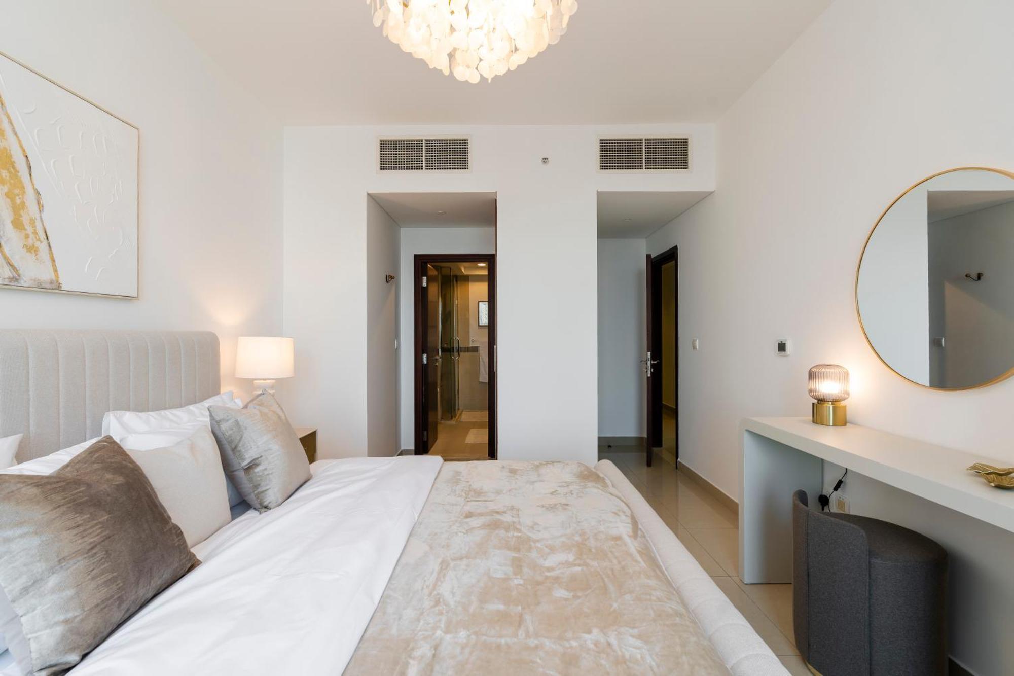 Prestige Living 2br With Full Burj Khalifa And Fountain View By Apartment
