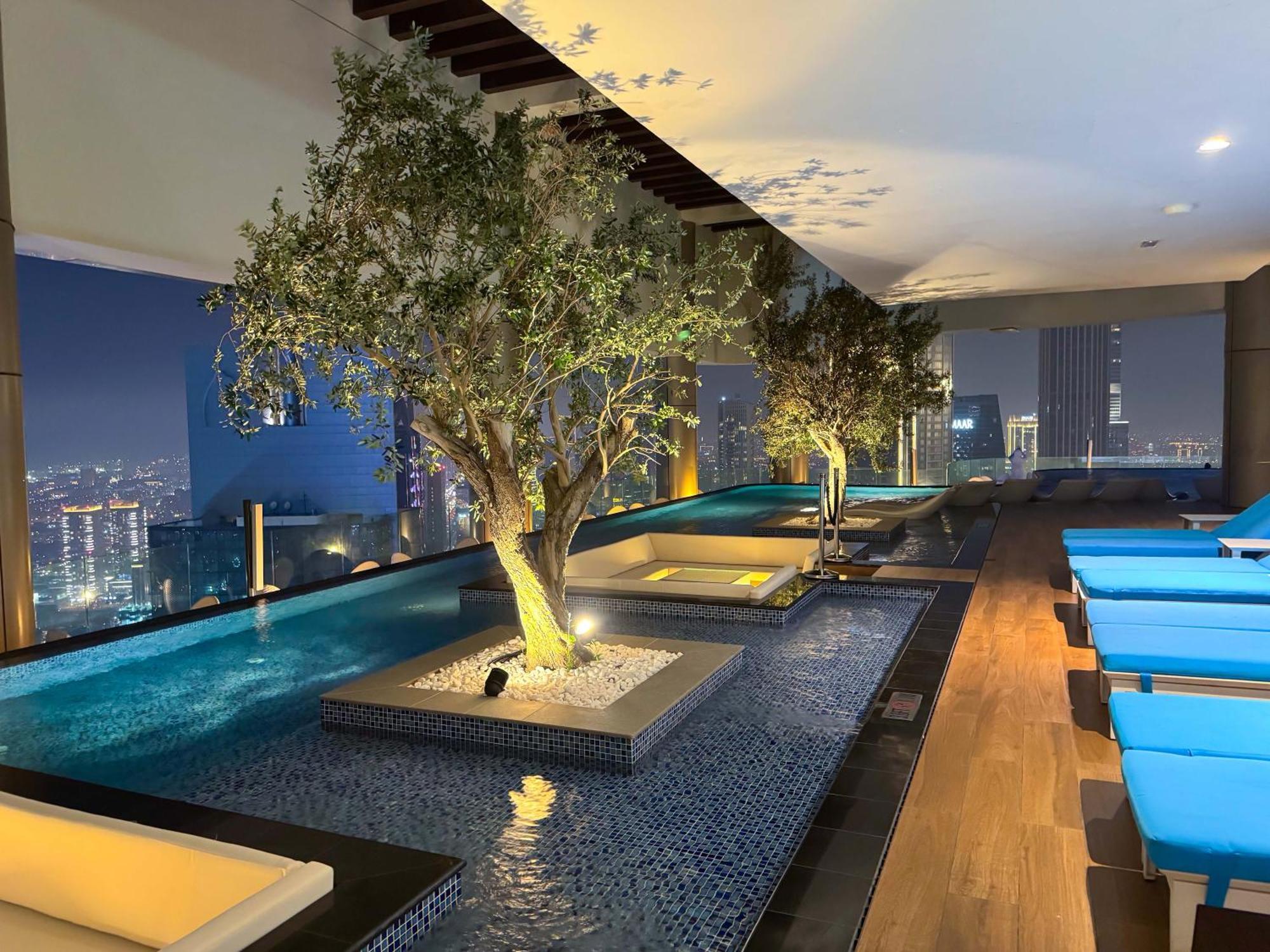 Burj Khalifa Views 2br With Infinity Pool Downtown *