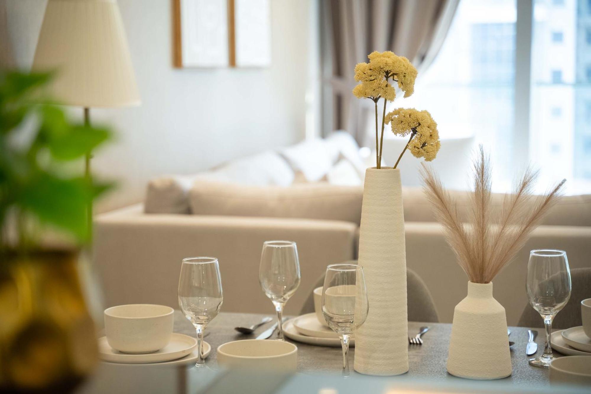 Apartment Burj Khalifa Views 2br With Infinity Pool Downtown Dubai