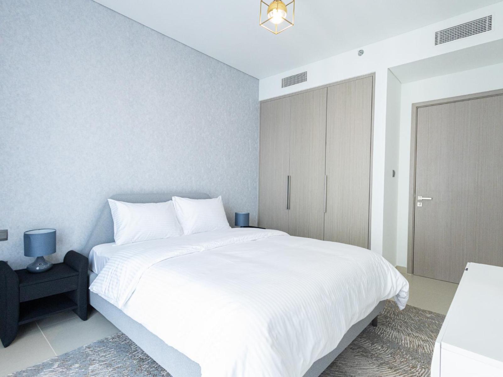 Mh- Act Tower - Downtown 1bhk-ref4102 Apartment Dubai