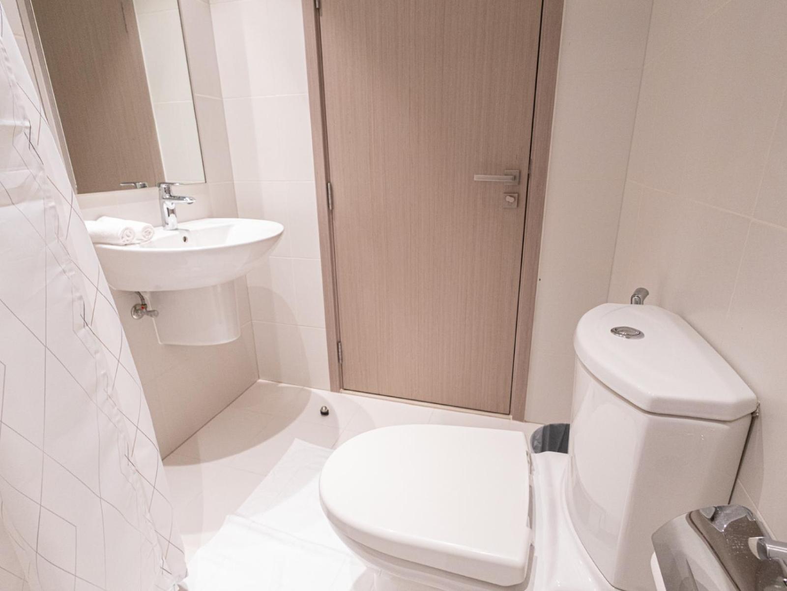 Mh - Act Tower - Downtown - Burj View 3bhk -ref4008 Apartment Dubai