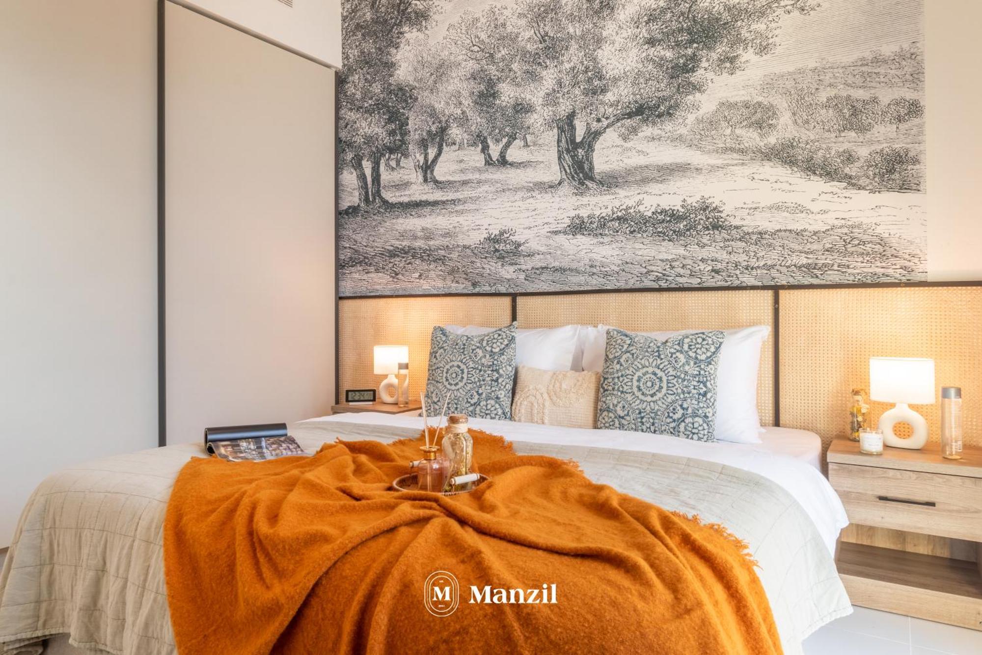 Apartment Manzil - 1br In Emaar Beachfront With Private & Marina Access