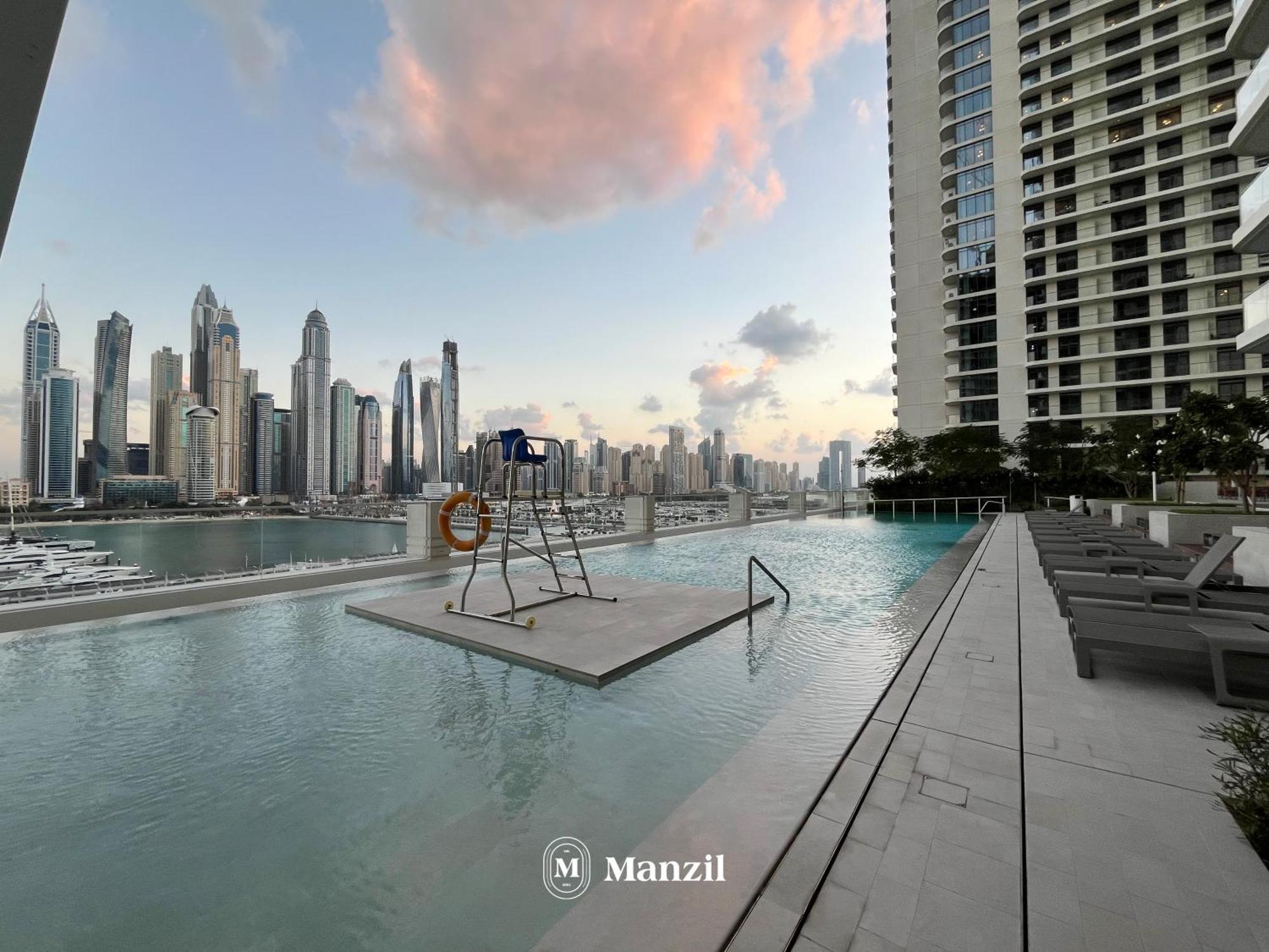 Apartment Manzil - 1br In Emaar Beachfront With Private & Marina Access Dubai