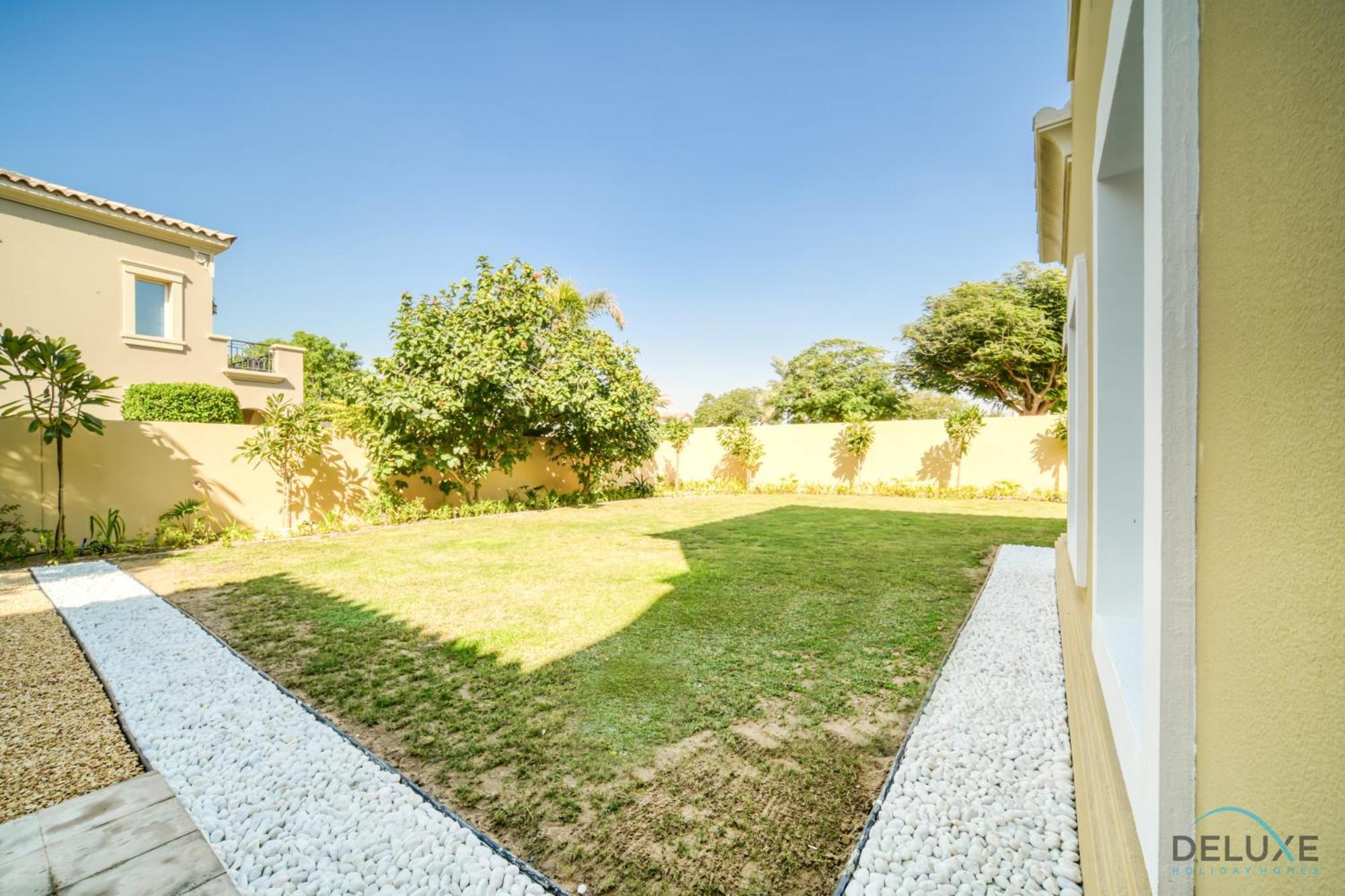 Luxury 3br With Assistant At Alvorada 4 Arabian Ranches By Deluxe Homes Apartment *