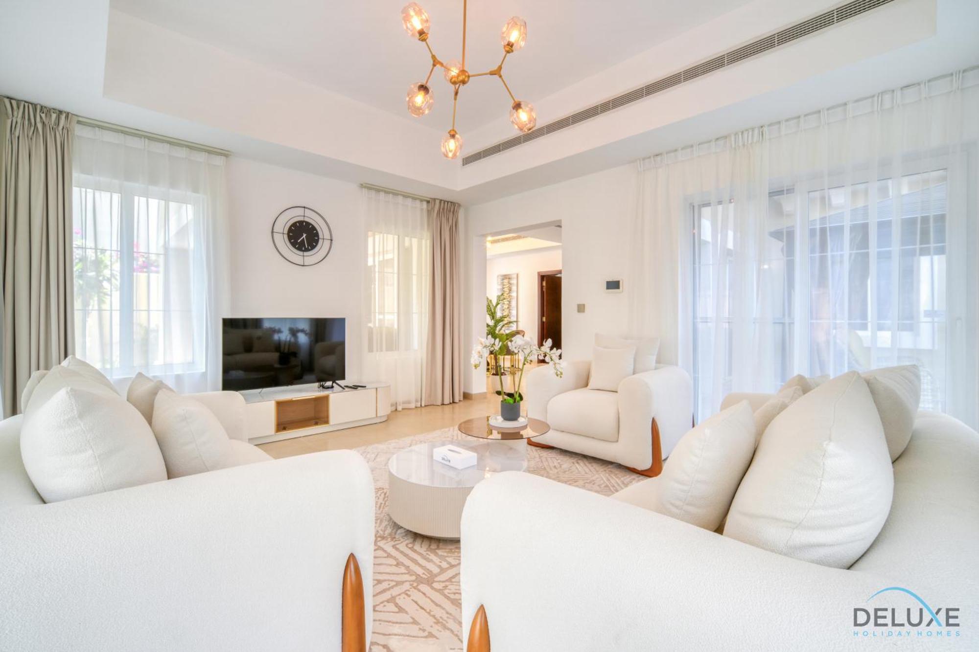 Luxury 3br With Assistant At Alvorada 4 Arabian Ranches By Deluxe Homes *