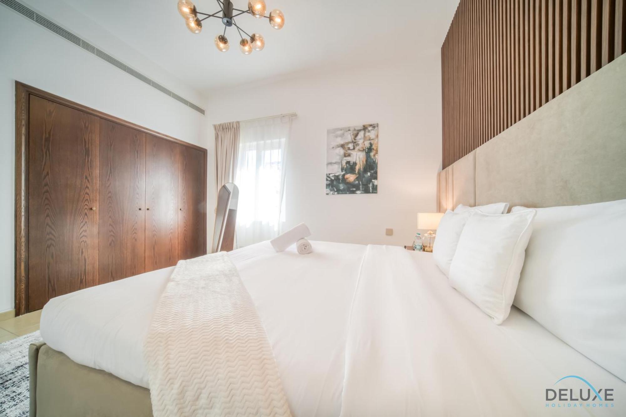 Apartment Luxury 3br With Assistant At Alvorada 4 Arabian Ranches By Deluxe Homes *