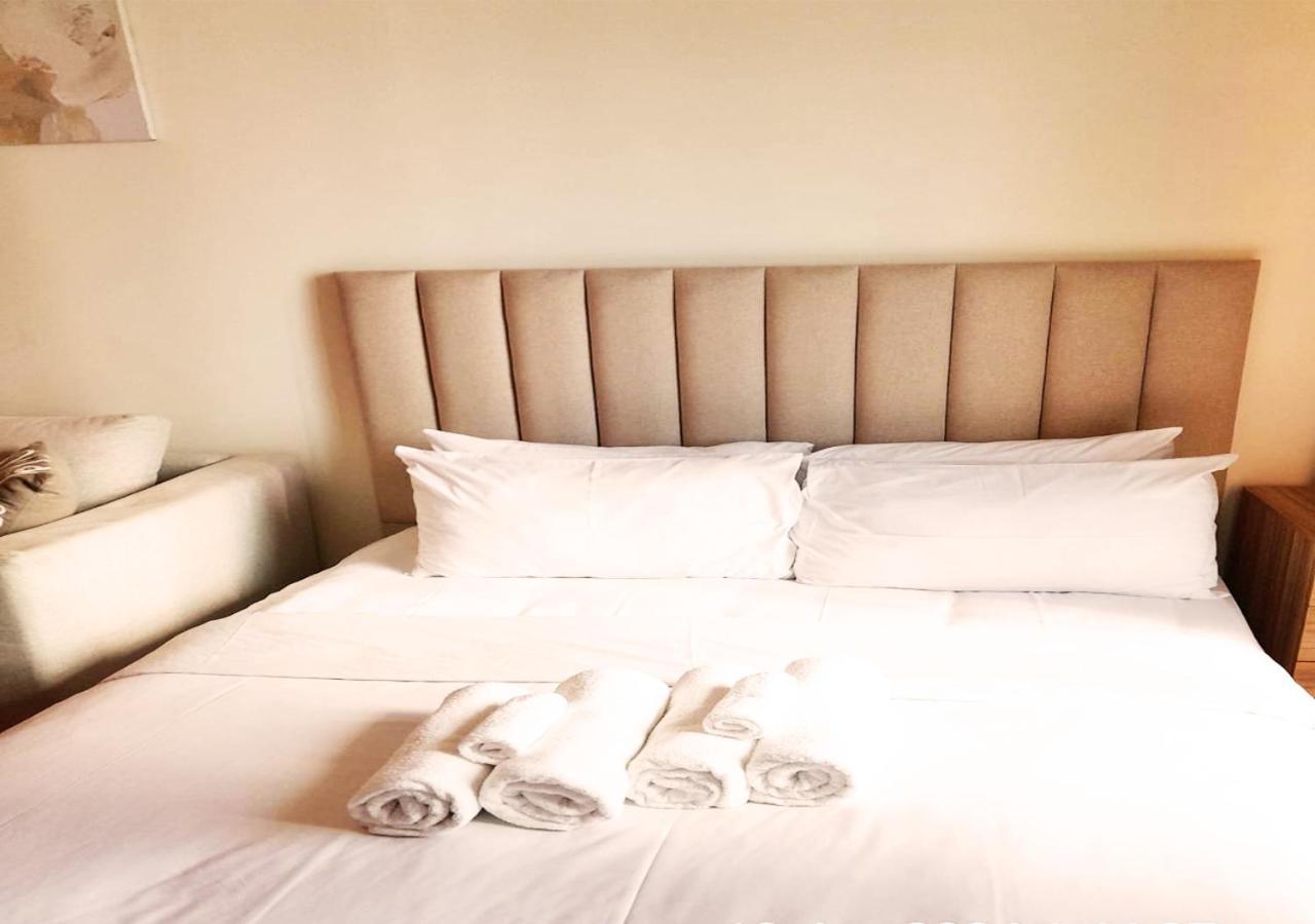 Apartment Full Sea View With Balcony - - 10 Min To Jbr - *