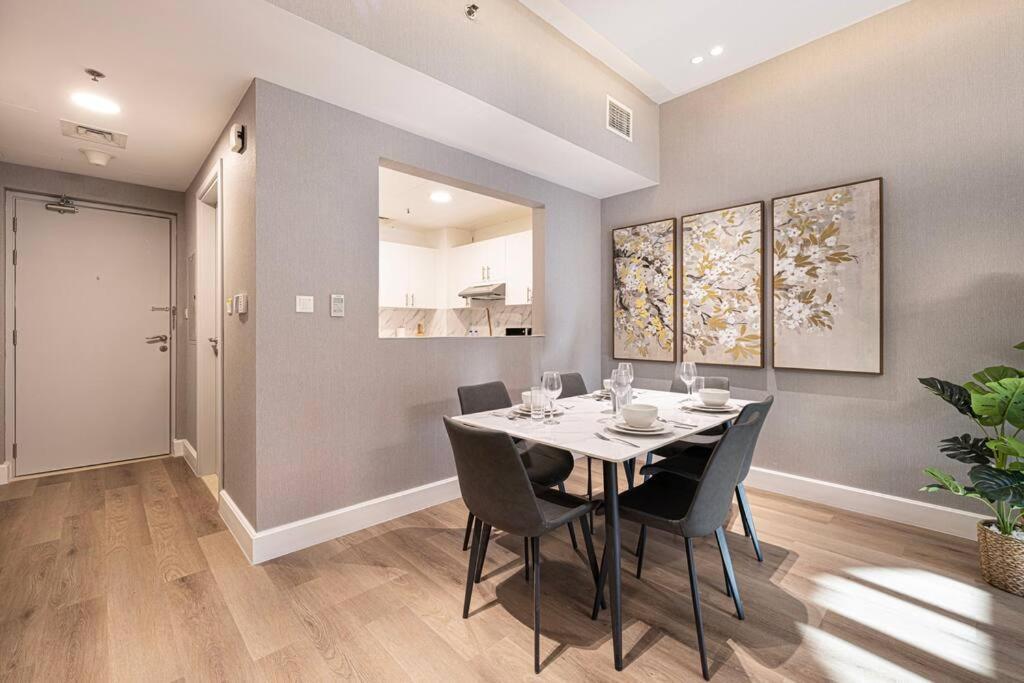 Prime Jvc Retreat 1-bed In Summer Season Community Apartment *