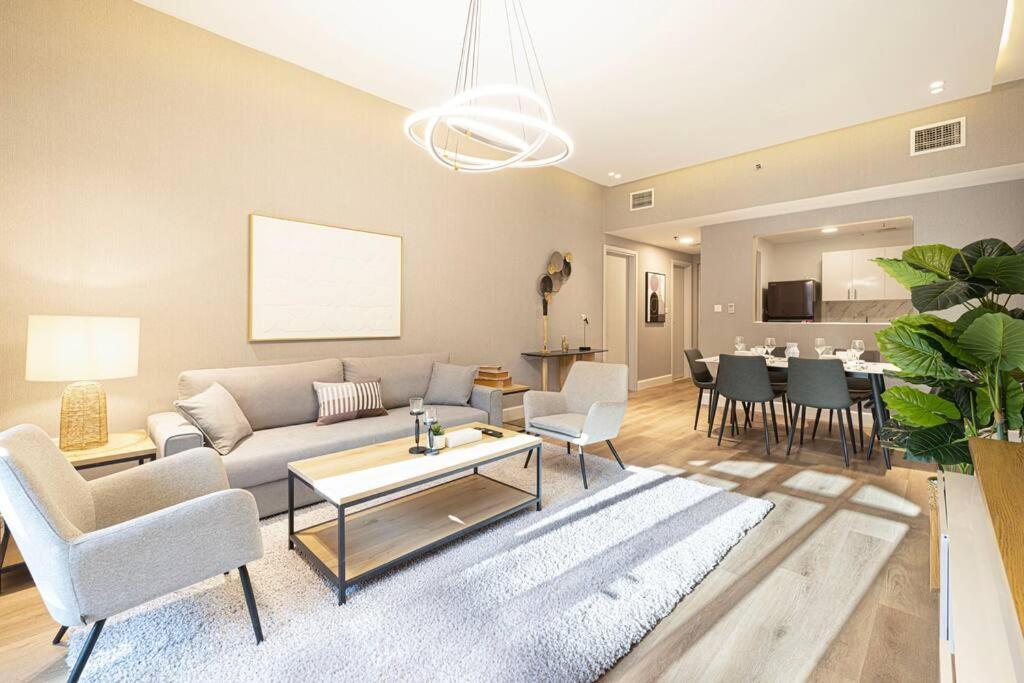 Prime Jvc Retreat 1-bed In Summer Season Community Apartment